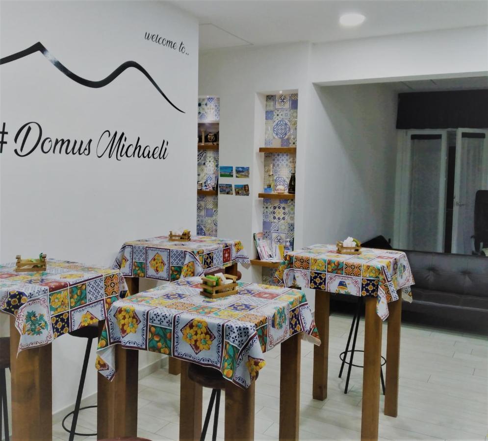 #domusmichaeli * Pompei